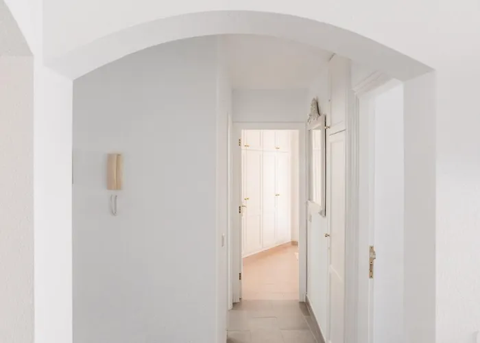 Homeforguest Con Piscina A 50m Del Mar En La Caleta Appartement