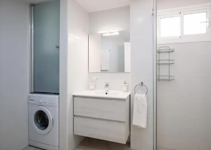 Lägenhet Homeforguest Con Piscina A 50m Del Mar En La Caleta *